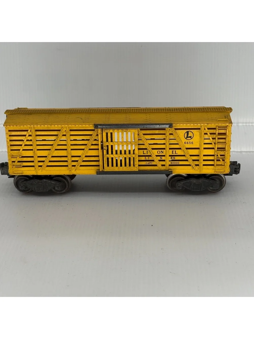 Vintage Lionel 6656 Yellow Lionel Lines O Gauge Stock Car Metal Made In USA